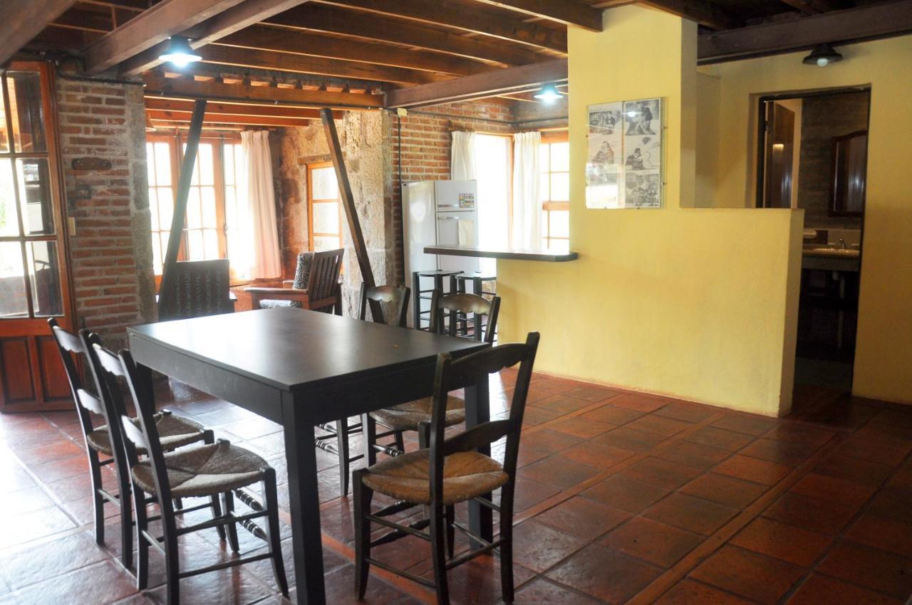 La Toma Complejo De Montana - Cabanas Y Habitaciones En Hosteria Мина-Клаверо Экстерьер фото