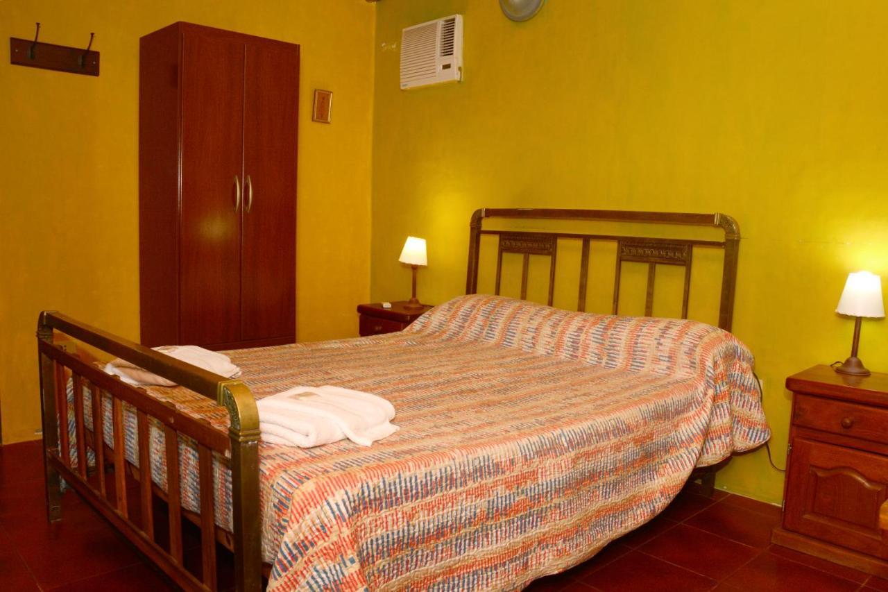 La Toma Complejo De Montana - Cabanas Y Habitaciones En Hosteria Мина-Клаверо Экстерьер фото