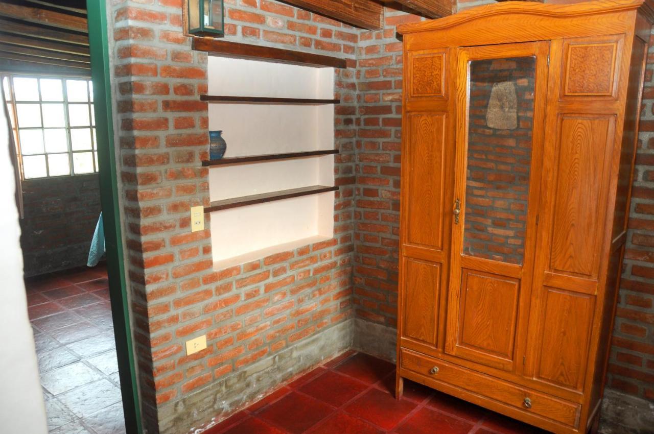 La Toma Complejo De Montana - Cabanas Y Habitaciones En Hosteria Мина-Клаверо Экстерьер фото